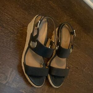 Vionic Vero VS260 Black Espadrille Wedge Sling Back Sandals Women’s Size 8.5